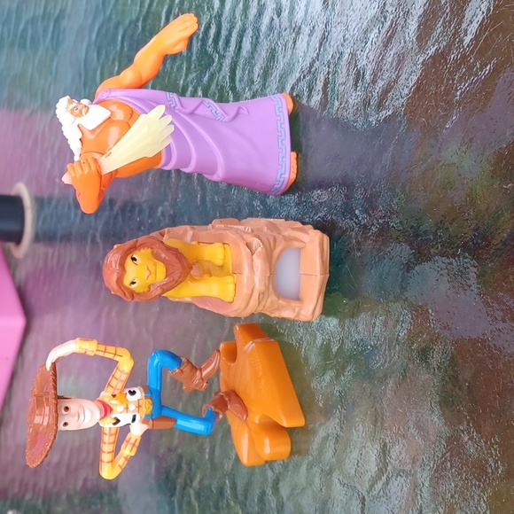 MCDONALD'S fun toys 🧸 🔫 😋 - Picture 5 of 6